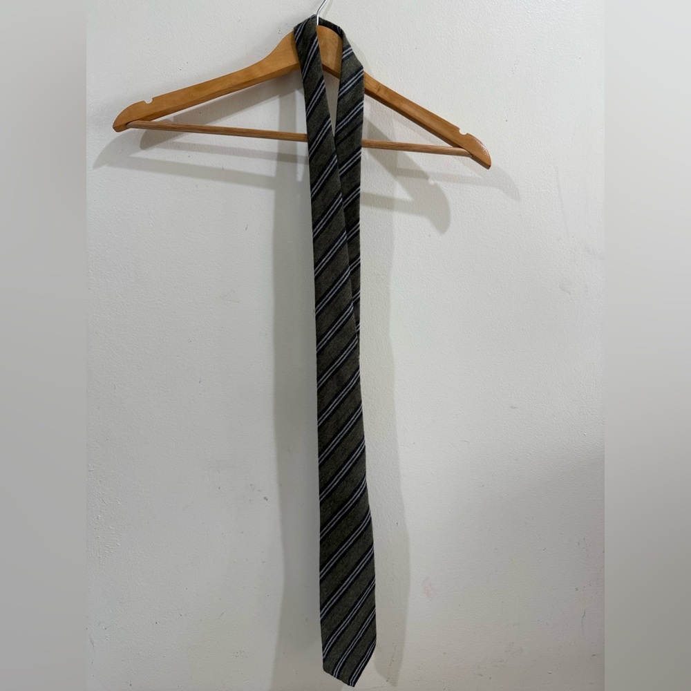 Ermenegildo Zegna Black and Gray Striped Silk Tie